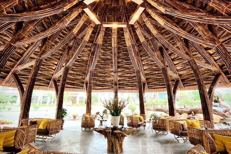 Khách sạn The Light Nha Trang